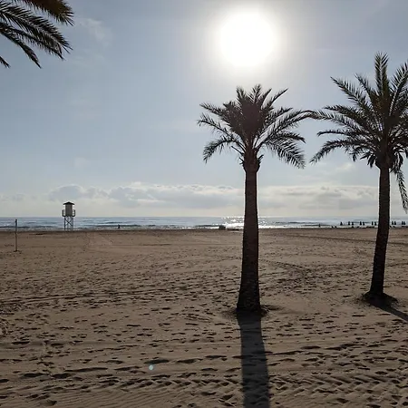 Juncos - 50m Playa - Solo Familias - Parking Gratuito - Wifi - Tv 55