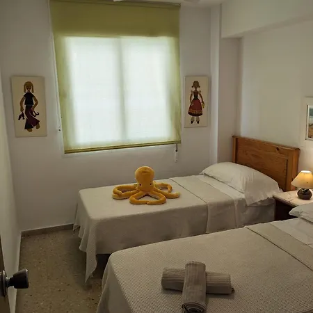 Juncos - 50m Playa - Solo Familias - Parking Gratuito - Wifi - Tv 55