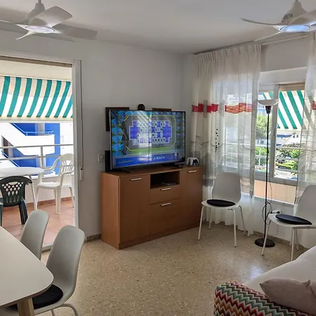 Juncos - 50m Playa - Solo Familias - Parking Gratuito - Wifi - Tv 55